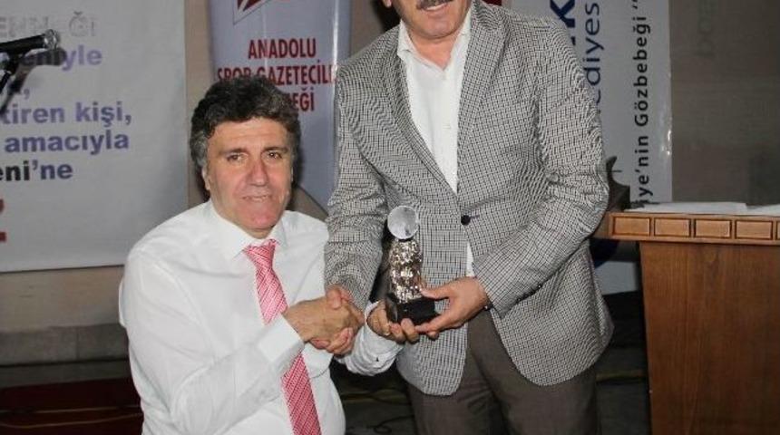 Samsunspor Başkanı'na Fair-play &Ouml;d&uuml;l&uuml;