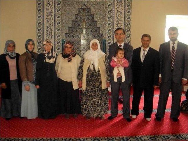 Digor&rsquo;da Aile Okul Projesi&rsquo;ne Katılanlar &Ouml;d&uuml;llendirildi 1