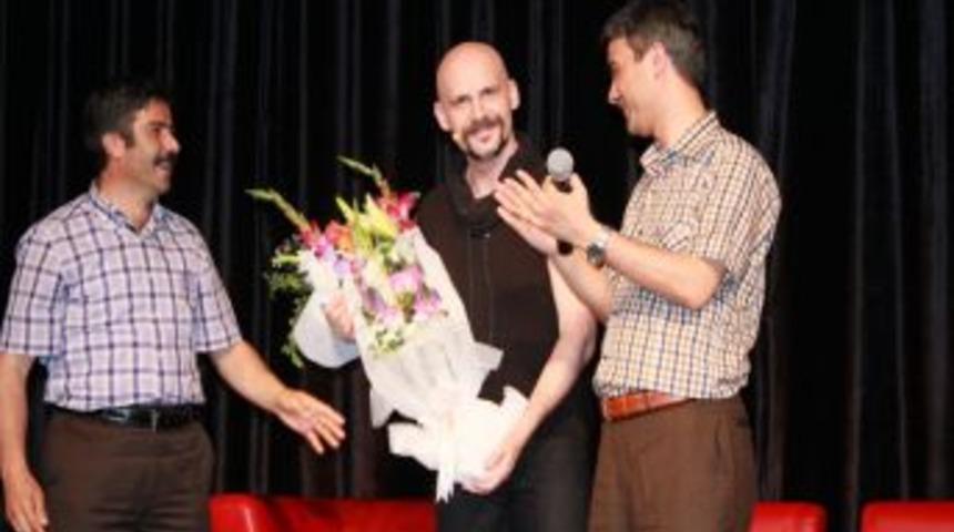 Zonguldak'ta Eğitimciler, 'Kelalaka' G&ouml;sterisiyle Moral Buldu