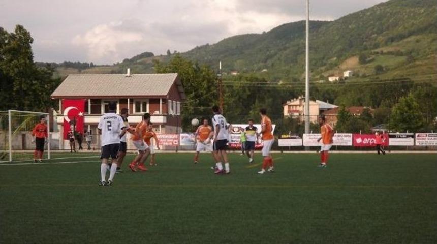 Kozcağız&rsquo;da Futbol Ş&ouml;leni Başladı