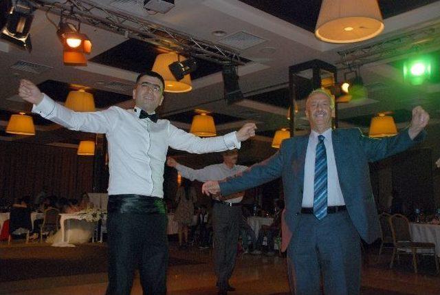 Bindesen Ailesinin Mutlu G&uuml;n&uuml; 1