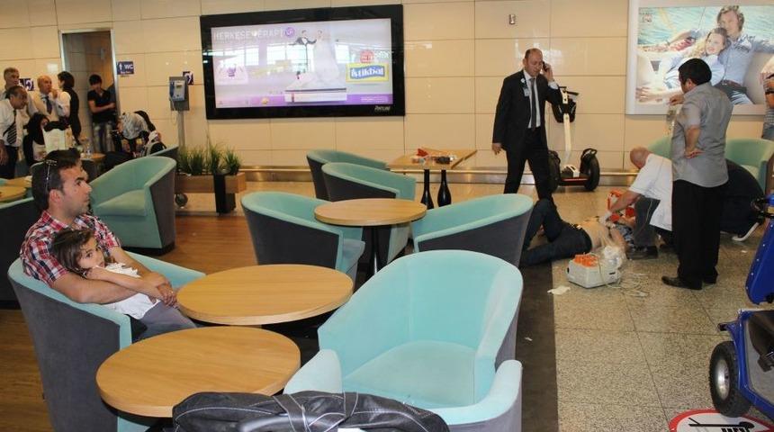 Ailece Doktor M&uuml;dahalesini Izlediler