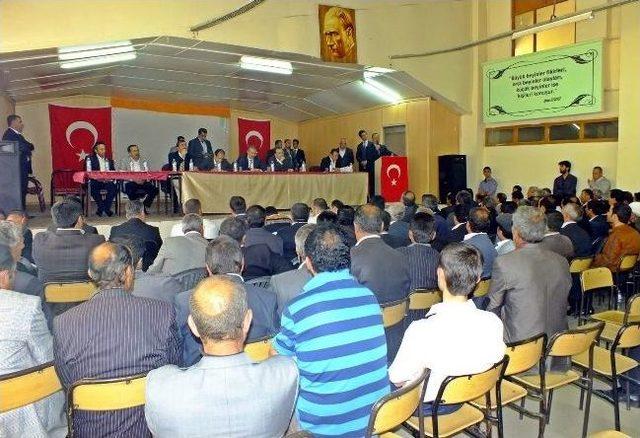 Ak Parti Milletvekilleri Başkale İl&ccedil;esine &Ccedil;ıkarma Yaptı 2