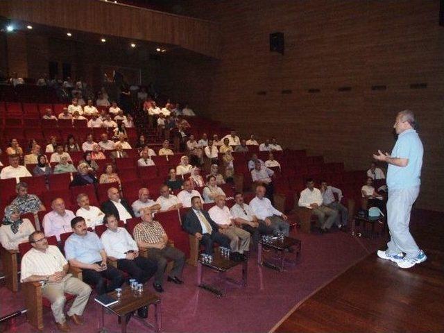 Eğitimcilere “çocuk Odaklı Sosyal Risk Haritası” Konferansı Verildi