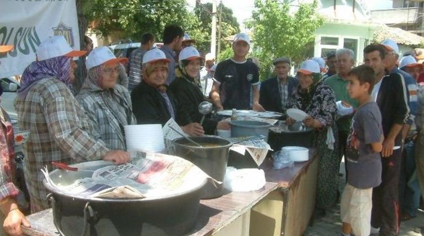 Burhaniye&rsquo;de Toprak Bayramı &Ccedil;ift&ccedil;ileri Buluşturdu