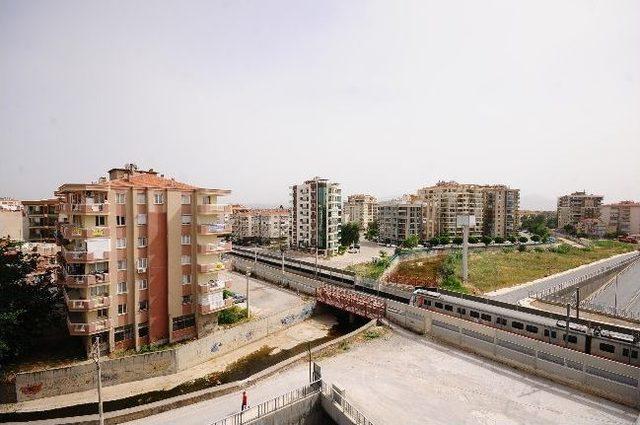 İzmir Büyükşehir Belediyesi’nden Altı Adet Karayolu Köprüsü