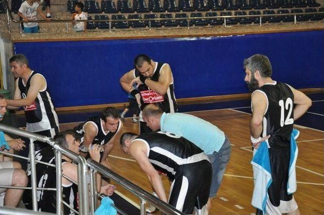 Kurumlararası Basketbolda Şampiyon Begüm Dekor