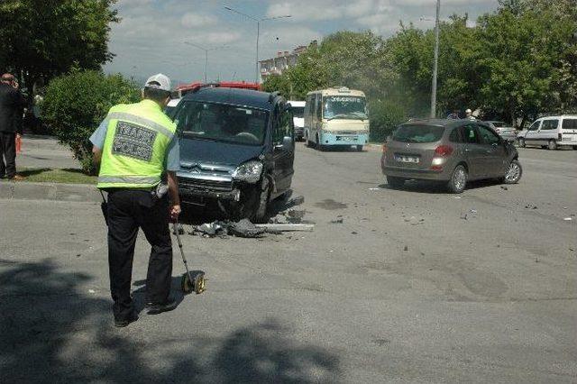 Erzurum&rsquo;da Trafik Kazası: 1 Yaralı 1