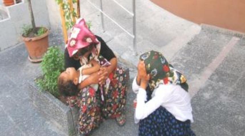 Tarsus'ta Zabıta Dilencilere G&ouml;z A&ccedil;tırmıyor