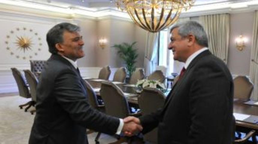 Karaosmanoğlu, K&ouml;şk'&uuml;n Resepsiyonuna Katılacak