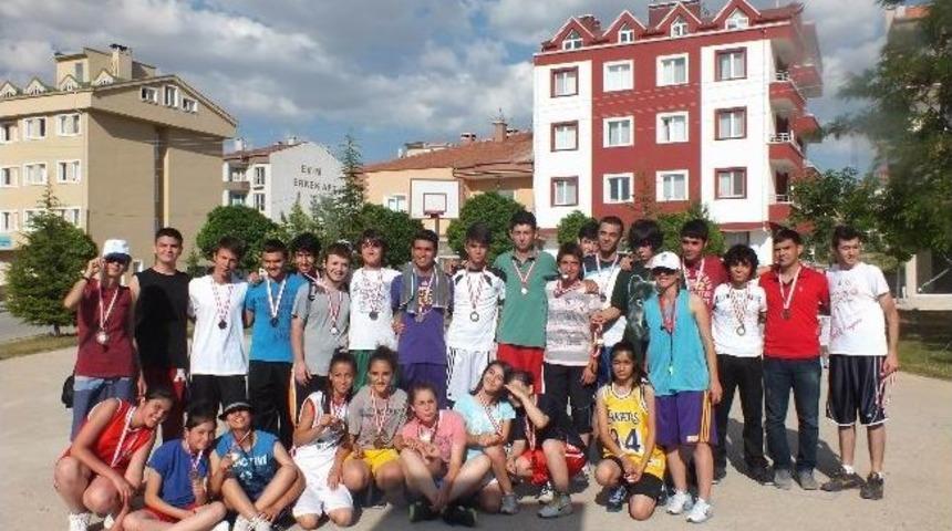 Nevşehirde Sokak Basketbolu Coşkusu