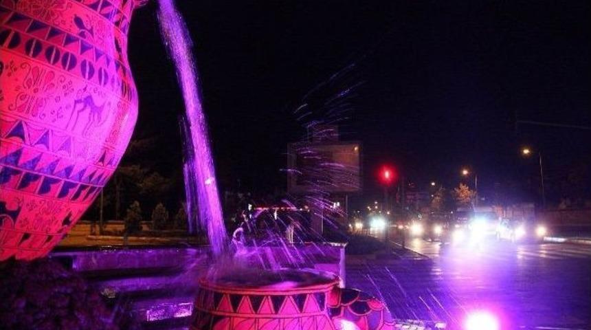 Nevşehir&rsquo;de Parklar Ve Orta Ref&uuml;jler Işıklandırılıyor