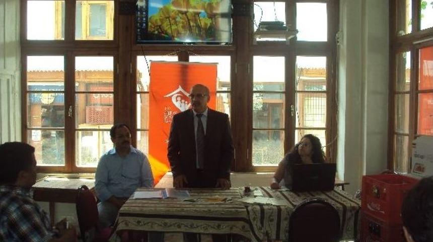 Kahvelerde &lsquo;aile İ&ccedil;i İletişim&rsquo; Toplantısı