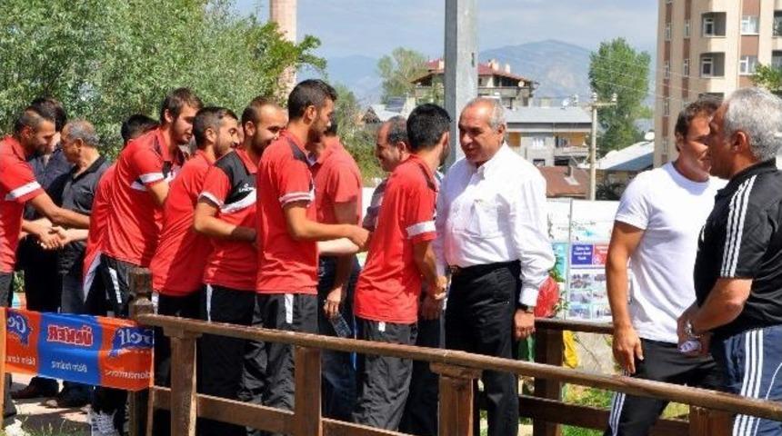 Suşehri Belediyespor Coşkuyla Karşılandı