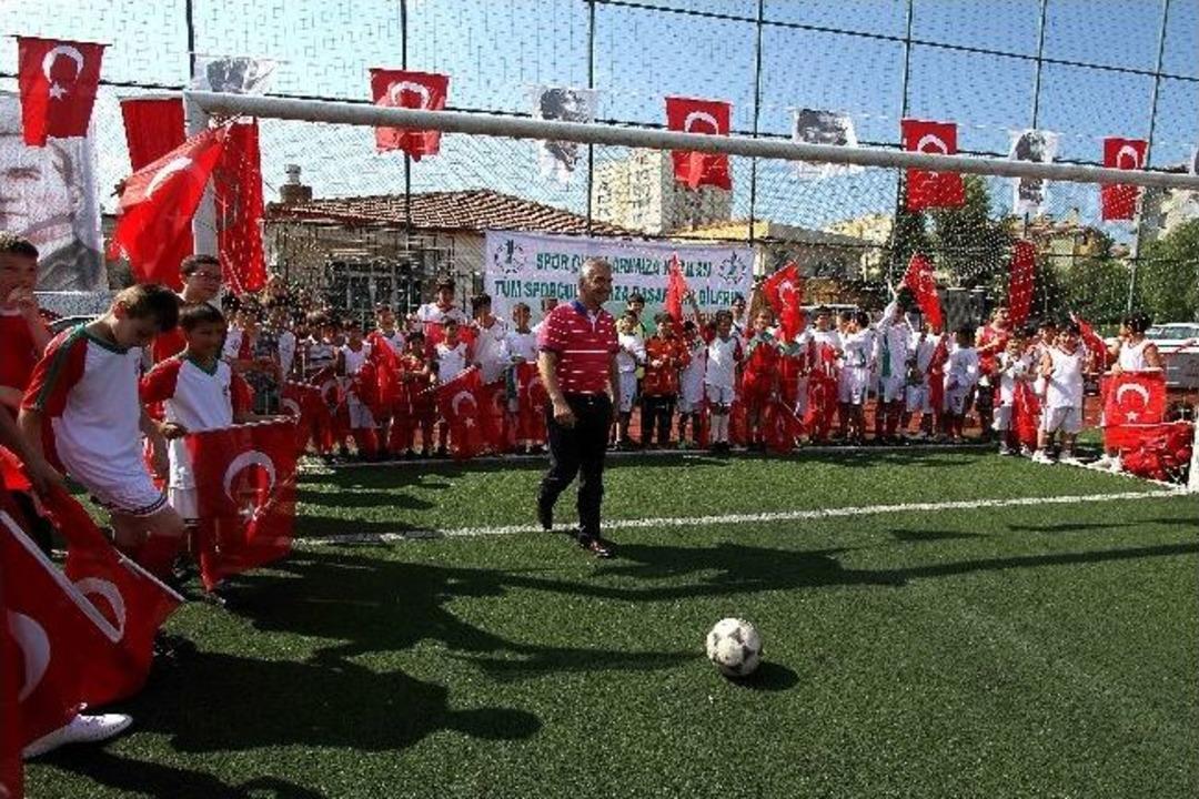 Karşıyaka Belediyesi Yaz Spor Okulları Başladı