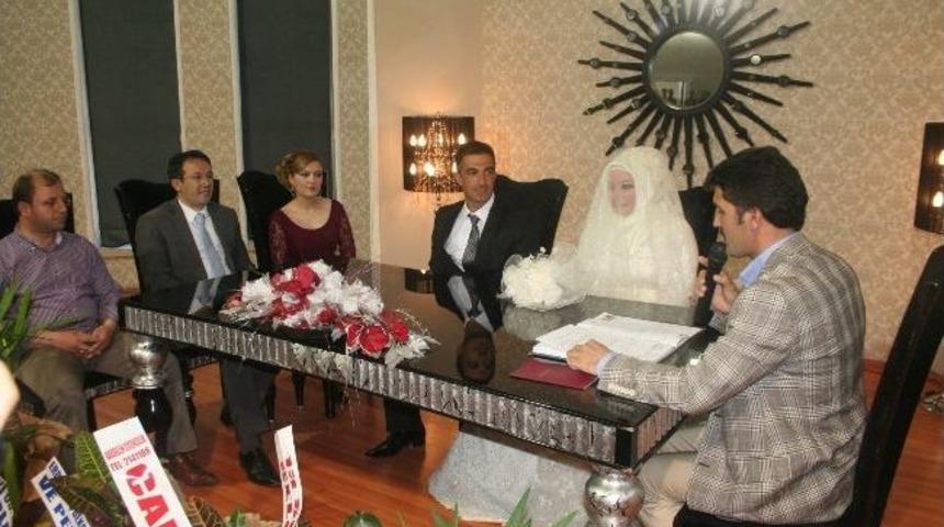 Erzincanlı Gazeteci D&uuml;nya Evine Girdi