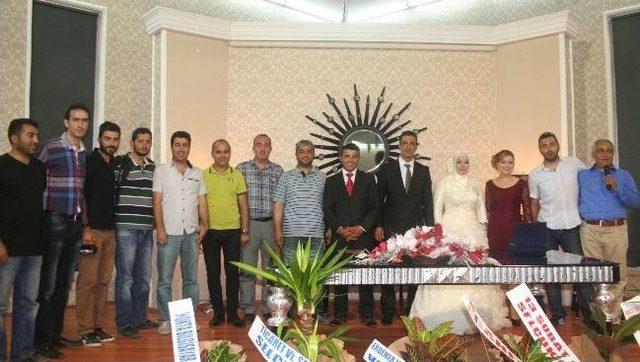 Erzincanlı Gazeteci D&uuml;nya Evine Girdi 1