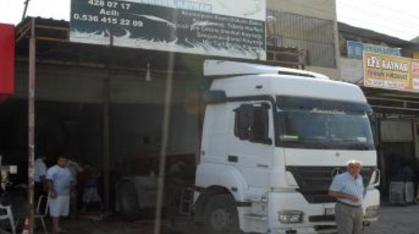 Kaynak Sırasında Mazot Tankı Patladı: 1 Yaralı