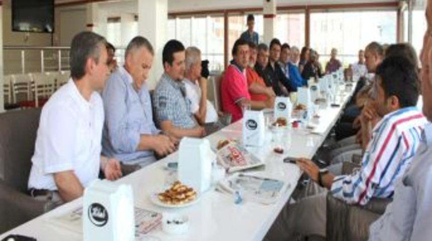 Gen&ccedil; Girişimciler Terme&rsquo;nin Sorunlarını Masaya Yatırdı