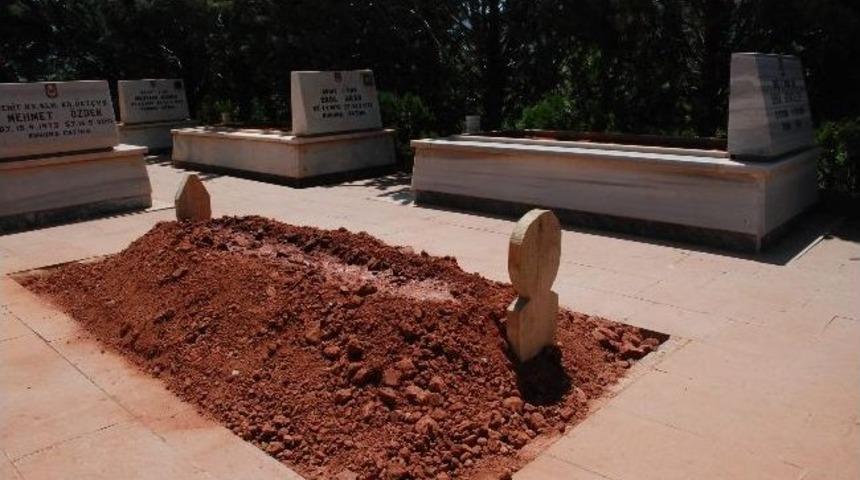 23 Yıl Sonra Cenazesi Şehitliğe Defnedildi