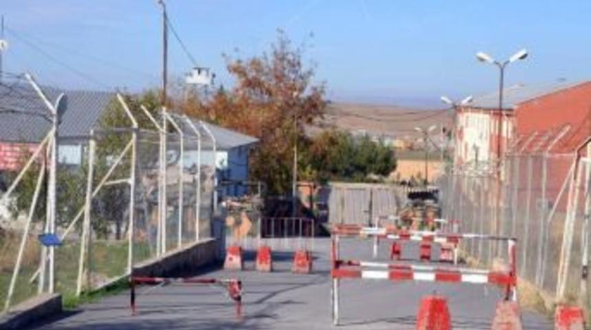 Firar Eden Mahkum 1 Saatte Yakalandı