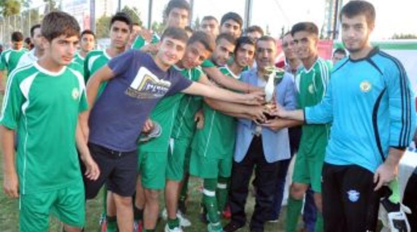 K&uuml;lt&uuml;r Evleri Futbol Turnuvası Sona Erdi
