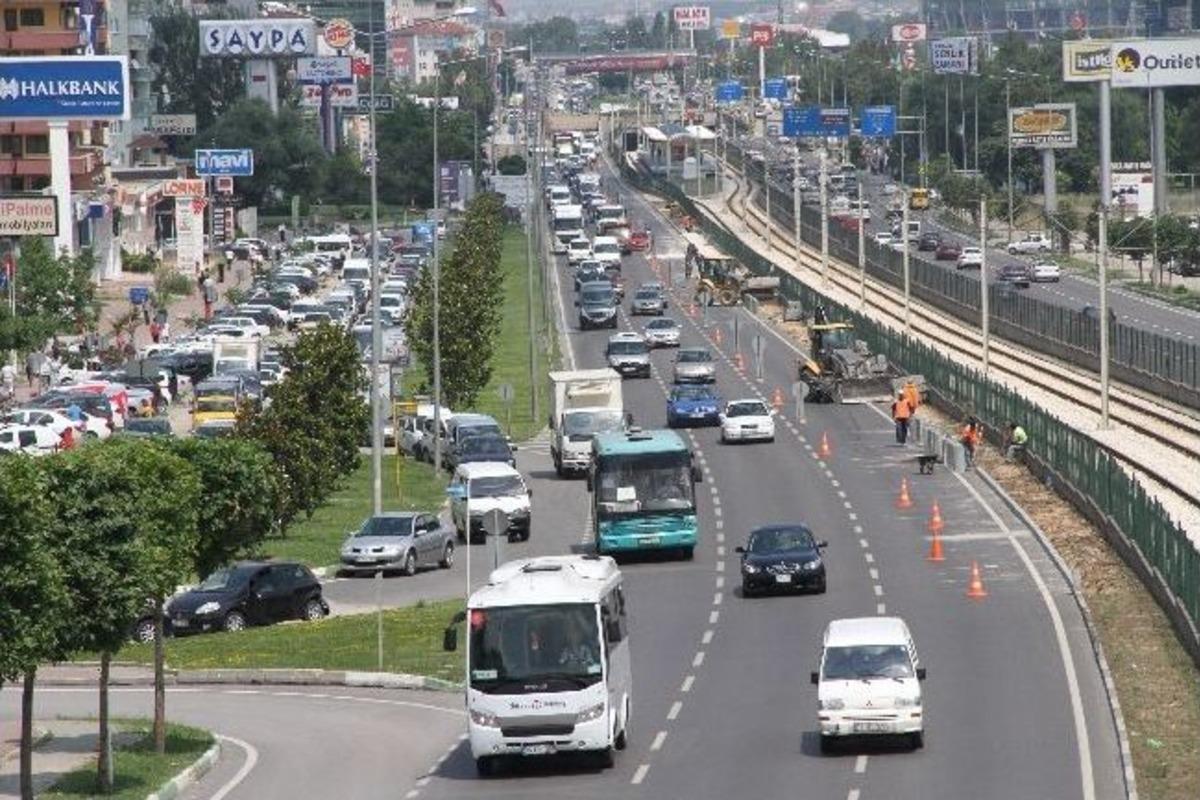 Bursa'nın Trafik &Ccedil;ilesi Bitmiyor