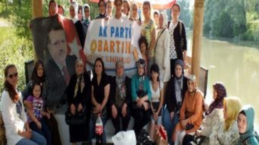 Başbakan Erdoğan'a Tekne Gezisiyle Destek