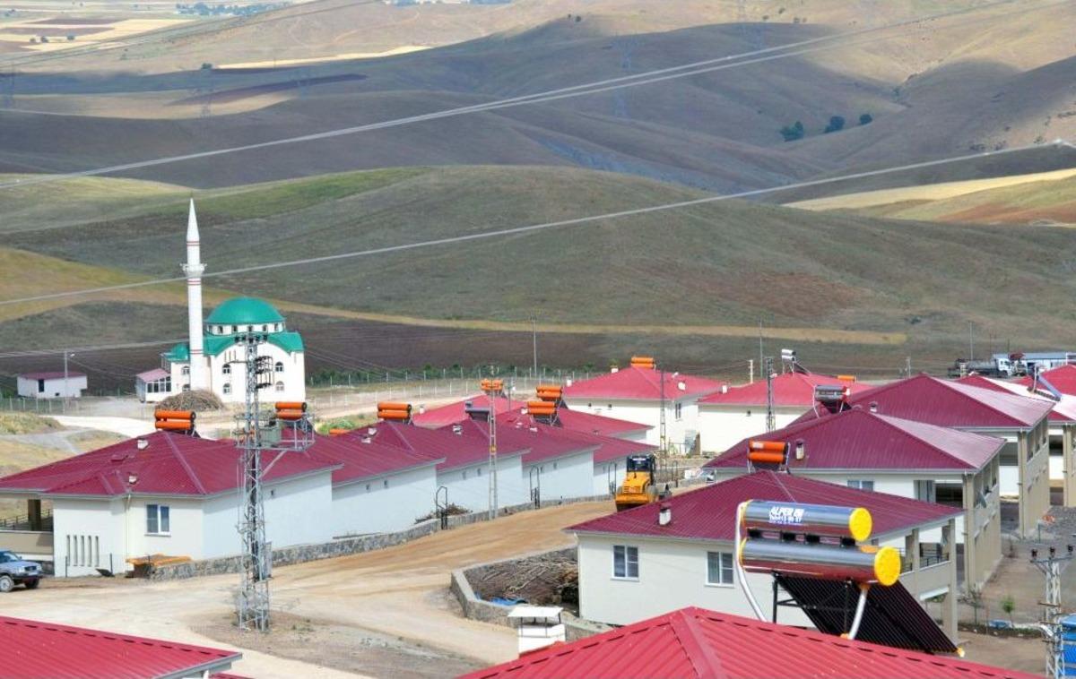 T&uuml;rkiye'nin En L&uuml;ks K&ouml;y&uuml; Kahramanmaraş'a Kuruldu