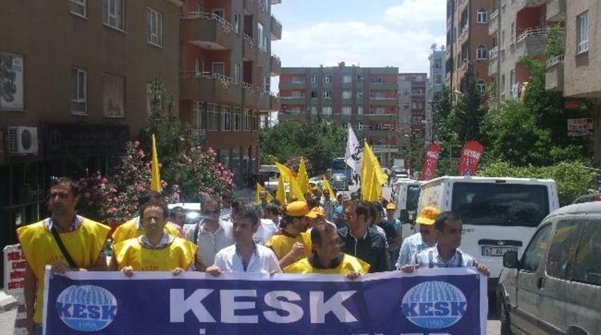 Sendikalar Gezi Parkı İş Bırakma Eylemi Yaptı