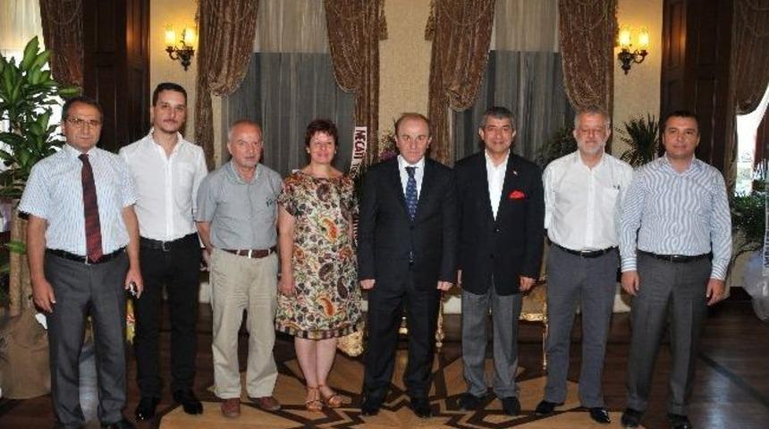 Agc&rsquo;den Vali Sebahattin &Ouml;zt&uuml;rk&rsquo;&uuml; Ziyaret Etti