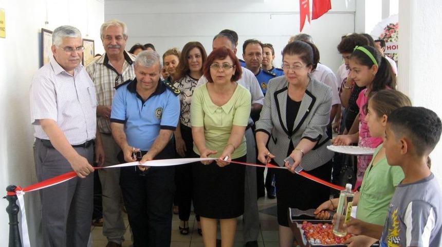 Aydın &Ccedil;ocuk Ve Gen&ccedil;lik Merkezi &Ouml;ğrencilerinden El Işi Sergisi