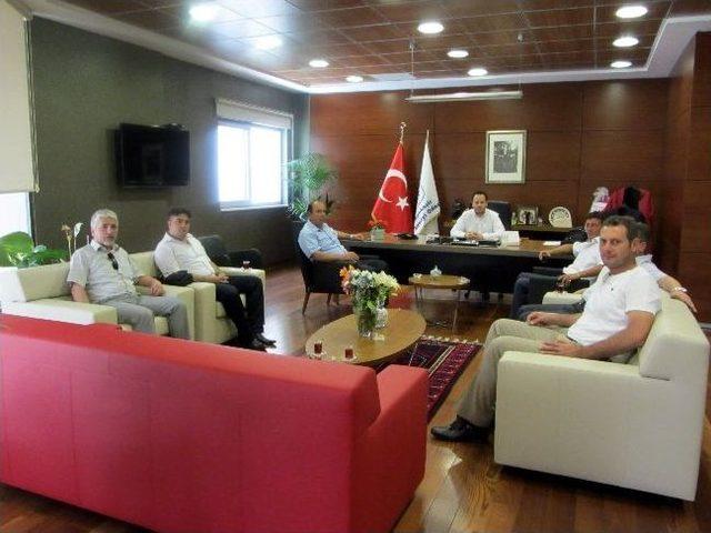 Vali Turhan Sanayi Odası nda 1