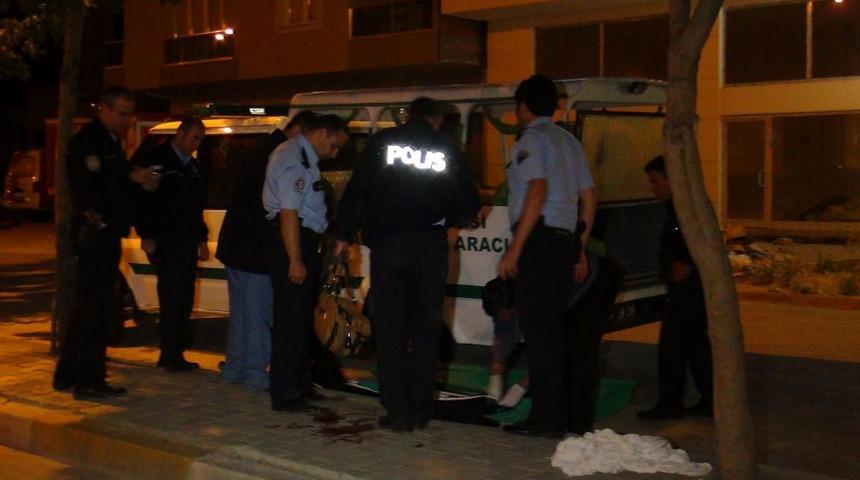 Uşak&rsquo;ta Silahlı Saldırı: 1 &Ouml;l&uuml;, 8 Yaralı