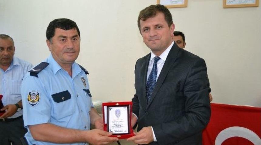 Tayini &Ccedil;ıkan Polislere Veda Yemeği