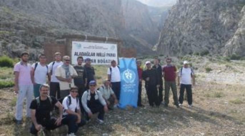 Nevşehirli Dağcılar Aladağlar&rsquo;a Tırmandı