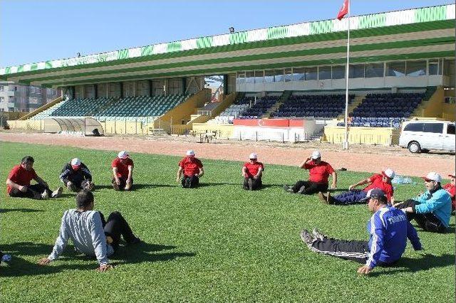 Müdürler Spora Başladı