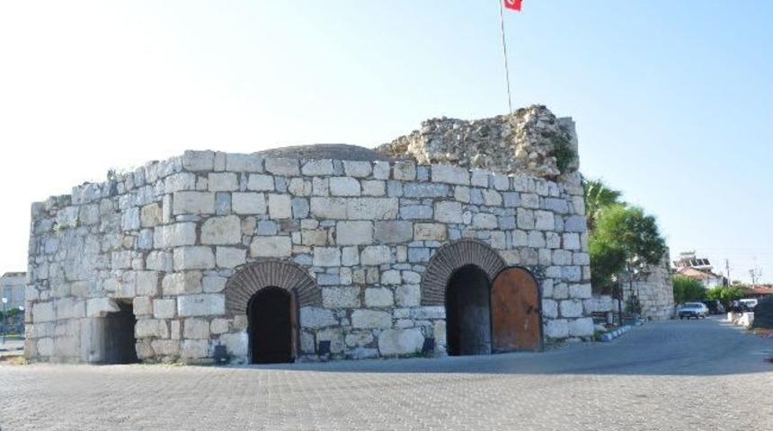 Sakin Şehrin Coşkulu Edebiyat Festivali