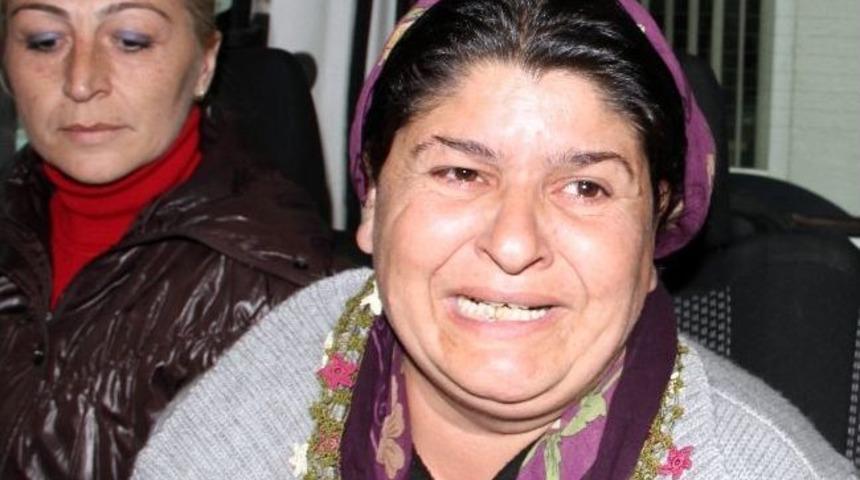 Kızını taciz eden kocasını &ouml;ld&uuml;rd&uuml;