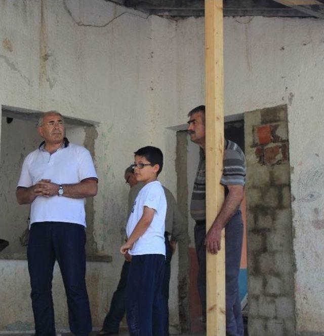 40 Yıl &Ouml;nce Mezun Oldukları Okulu K&uuml;lt&uuml;r Merkezine &Ccedil;eviriyorlar 1