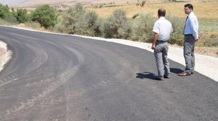 K&ouml;y Yolları Asfaltlanıyor