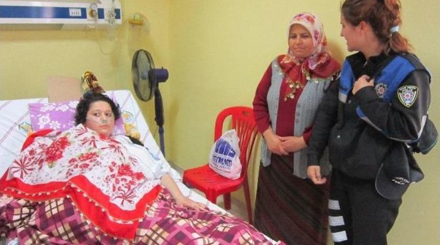 Polisten Hastalara Moral Ziyareti