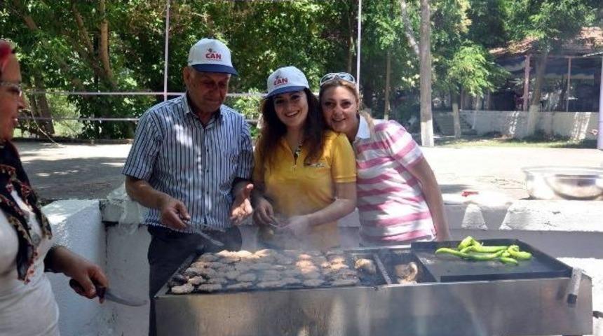 Diyaliz Hastaları İ&ccedil;in Piknik D&uuml;zenlendi