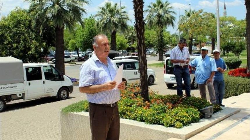 Sendikalar Salihli&rsquo;de İş Bırakma Eylemi Ger&ccedil;ekleştirdi