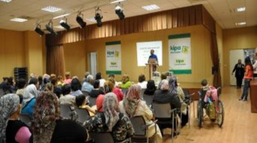 Babalar G&uuml;n&uuml; Nedeniyle Seminer D&uuml;zenlendi