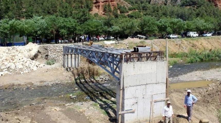 Kurşunlu Kaplıcaları Piknik Alanına K&ouml;pr&uuml; İnşaa Ediliyor