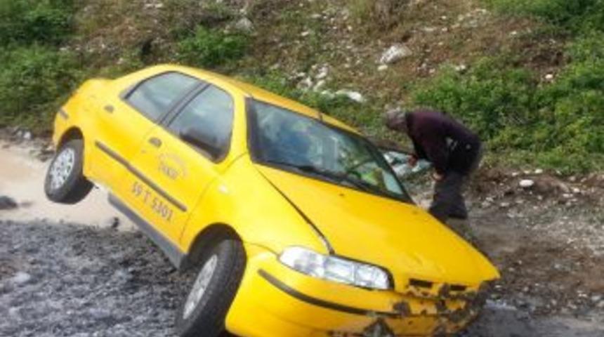 Kuzuluk Yolunda Kaza: 1 Yaralı