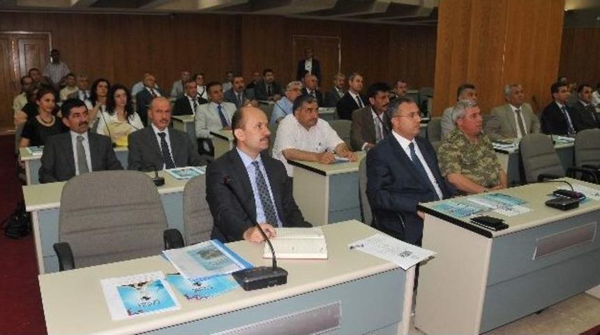 Vali Ata, Fıfa U-20 &Ouml;ncesi Kurum M&uuml;d&uuml;rleri İle Bir Araya Geldi