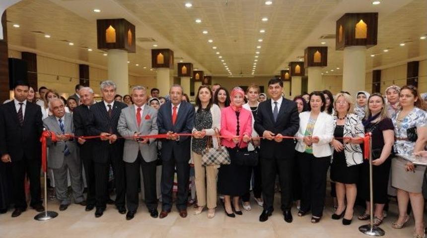 Şehitkamilli Ev Hanımları &Uuml;retmeye Devam Ediyor