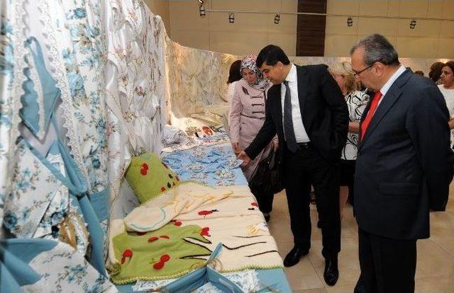 Şehitkamilli Ev Hanımları &Uuml;retmeye Devam Ediyor 1